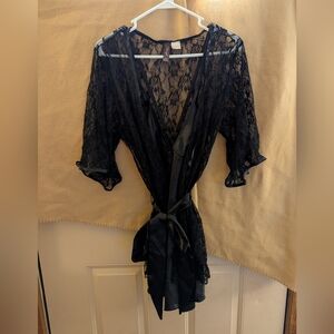 Dreamgirl Black Lace Robe with Flowy Sleeves